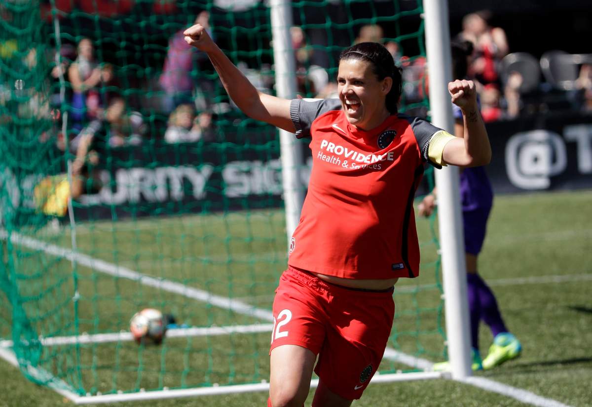 Christine Sinclair .