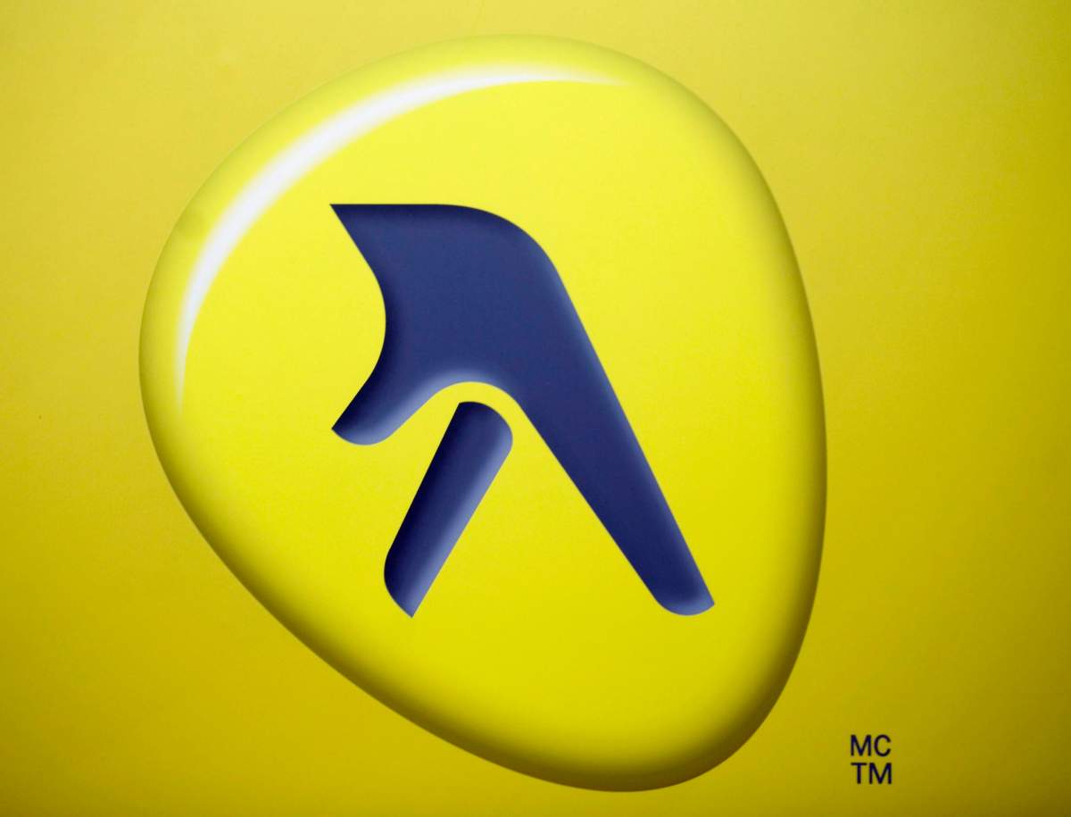 Yellow Pages is cutting around 500 jobs across Canada.
