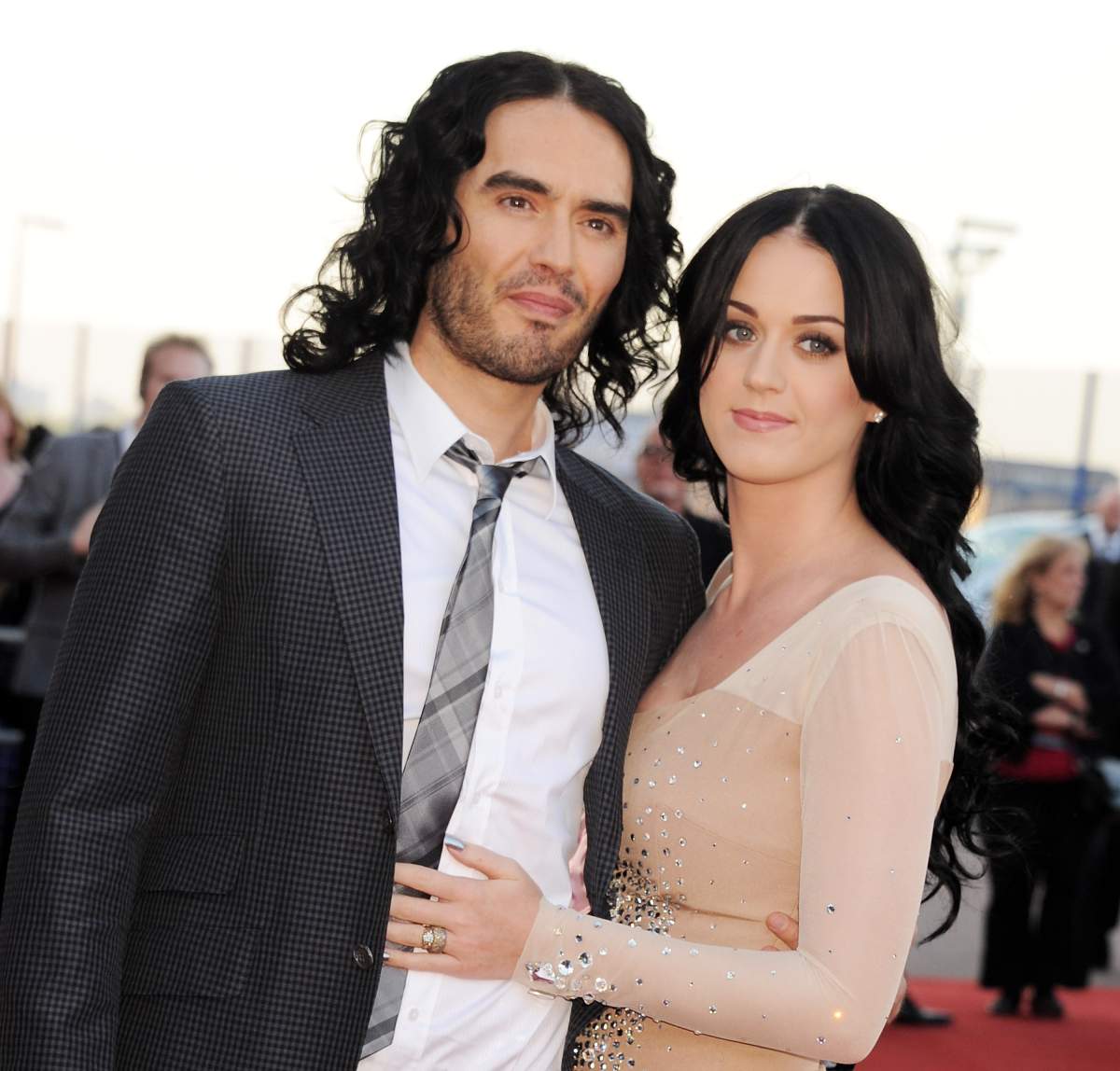 13 of the most extravagant celebrity Valentine’s Day gifts - image