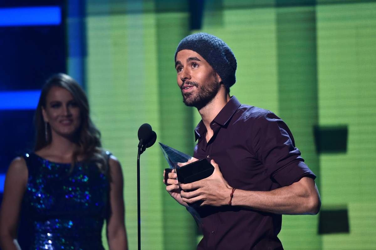 Enrique Iglesias at the Dolby Theatre in Hollywood, CA on October 26, 2017.
