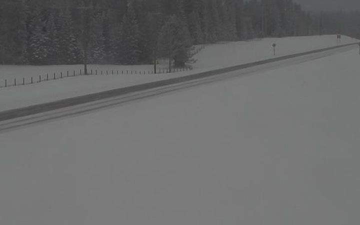 A view of Highway 16, west of the Highway 47 overpass near Edson, Alta. at 3:46 p.m. on Jan. 25, 2018.