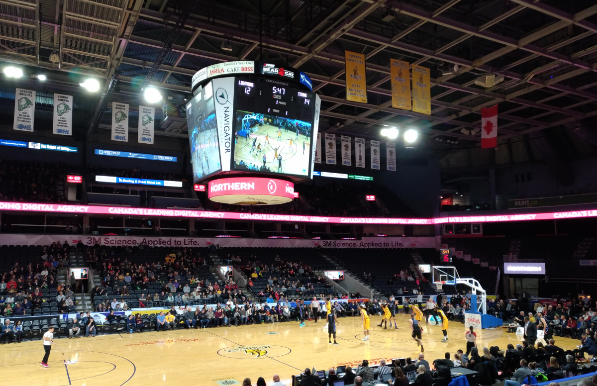 London Lightning win fifth straight game to climb above .500 - image