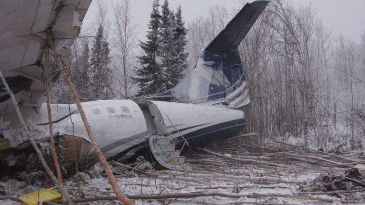Fond-du-Lac plane crash passengers file class-action lawsuit - image