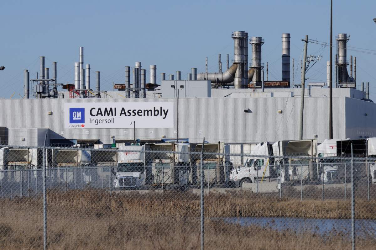 General Motors says about 1,500 hourly employees at the Ingersoll plant will be eligible for layoff benefits.
