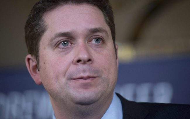 Conservative Party Leader Andrew Scheer takes questions from the media following the national Conservative caucus in Victoria, B.C., Thursday, Jan. 25, 2018. THE CANADIAN PRESS/Jonathan Hayward.