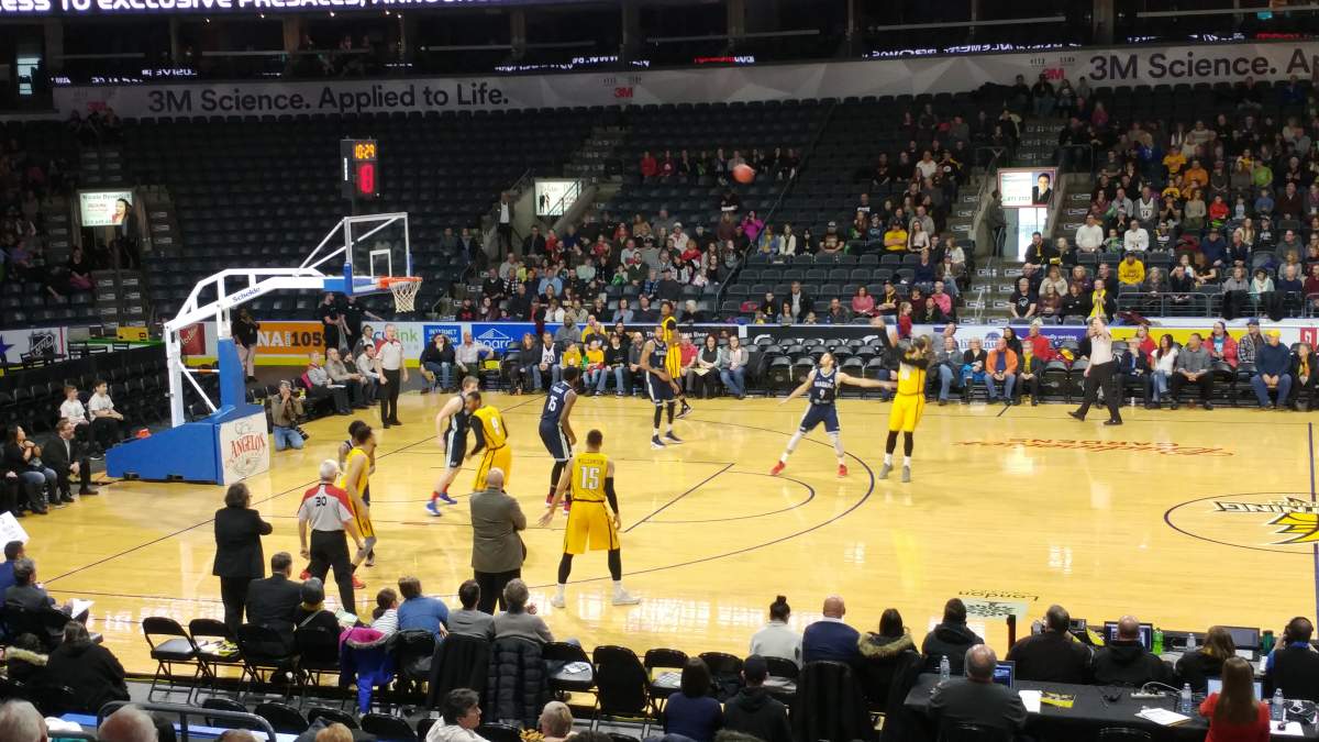 Lightning stay on top of standings with win over St. John’s - image