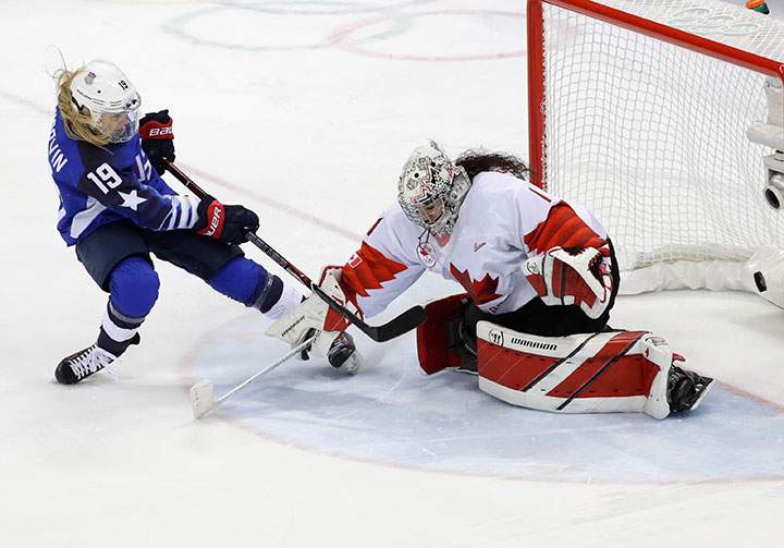  Gigi Marvin of the U.S. scores in shootout against Canada at Gangneung Hockey Centre, South Korea on Feb. 22, 2018. 