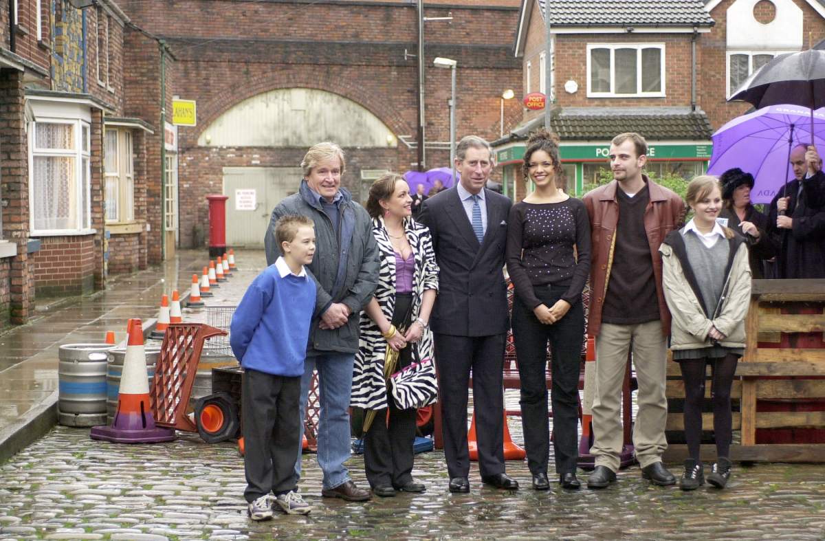 Prince Charles visits the set of the television series ‘Coronation Street’ to celebrate the program’s 40th anniversary. (Tim Graham/Getty Images)
