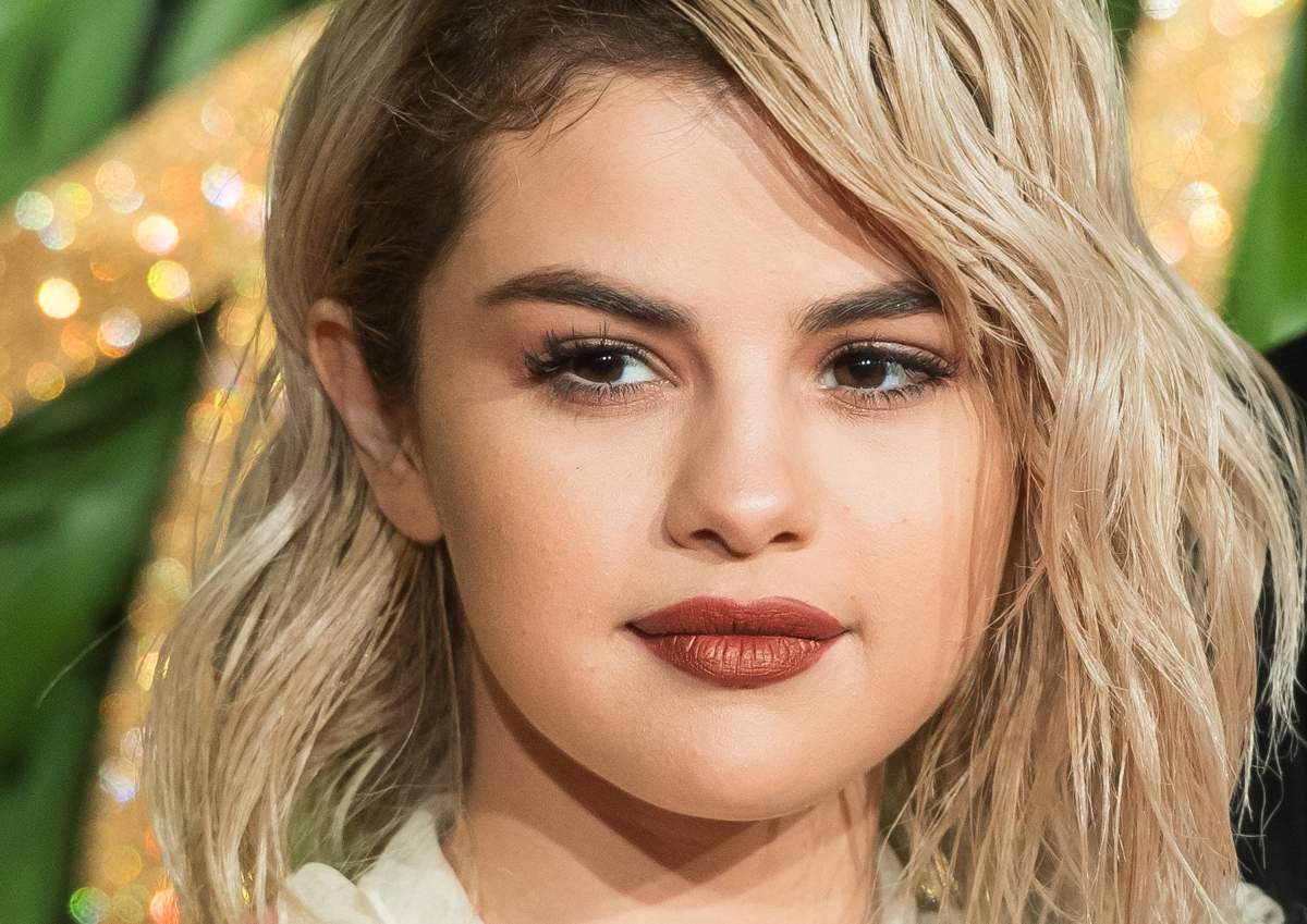 Selena Gomez  attends The Fashion Awards 2017 in partnership with Swarovski at Royal Albert Hall on Dec. 4, 2017 in London, England. 