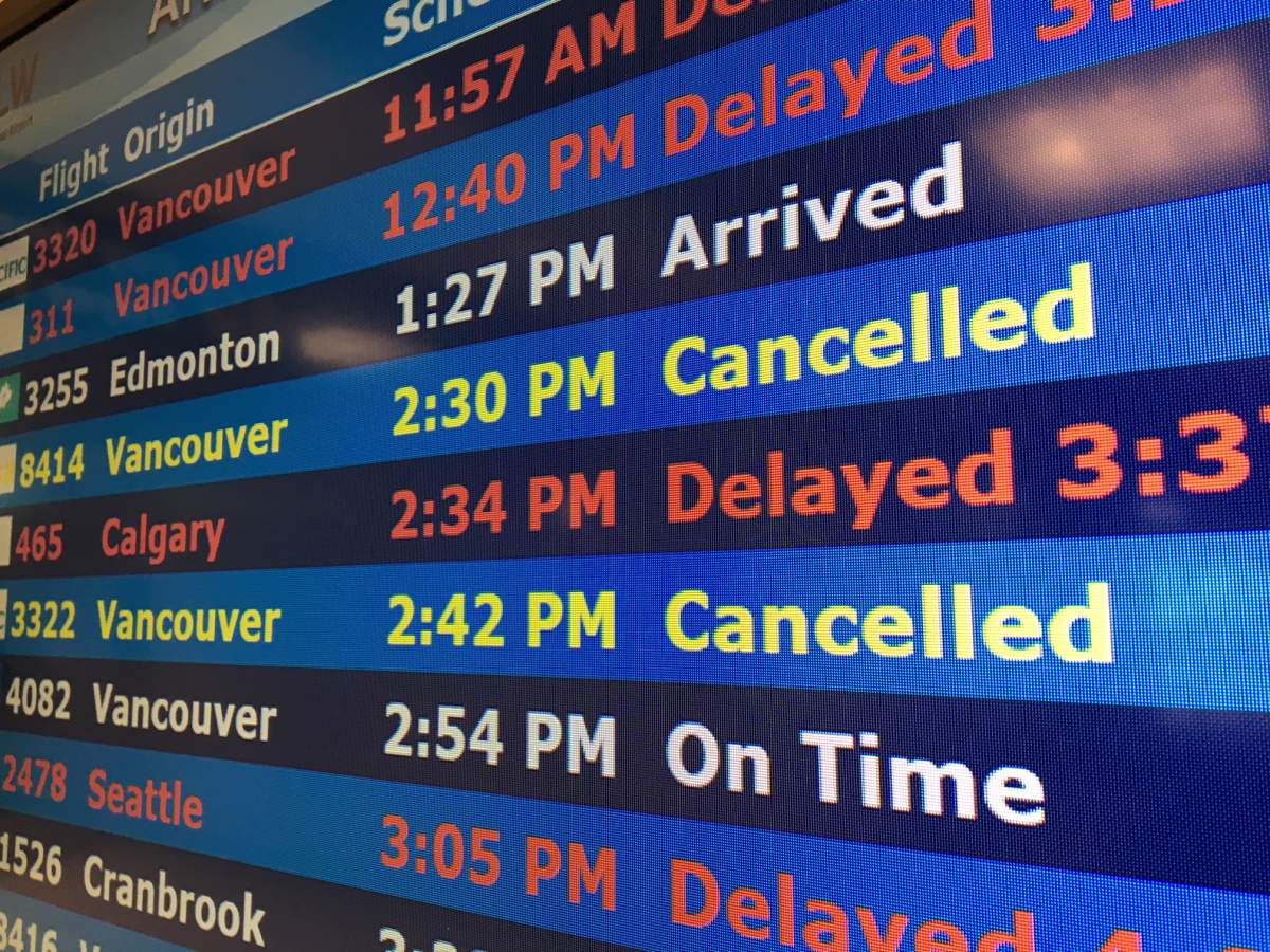 Snowstorm caused flight disruptions at Okanagan airports - image