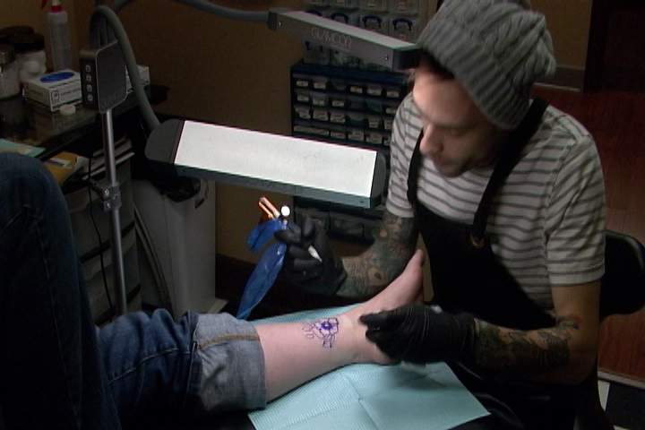 Kingstonians came out to show their support at the Ink Well tattoo parlour for a fundraising event in support of the Kingston Animal Rescue.
