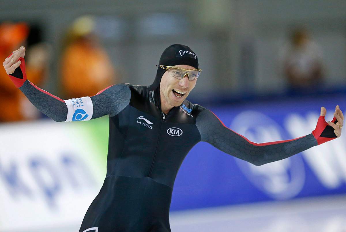 Canada’s Ted-Jan Bloemen celebrates after setting a world record in the men’s 5000-meters at a World Cup speedskating event Sunday, Dec. 10, 2017, in Kearns, Utah.