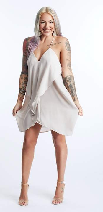 Age: 24 (will be 25 on March 18)Hometown: Ottawa, Ont.Occupation: Server/StudentA fun and energetic ray of sunshine, Veronica is ready to bring the party to the Big Brother Canada house.