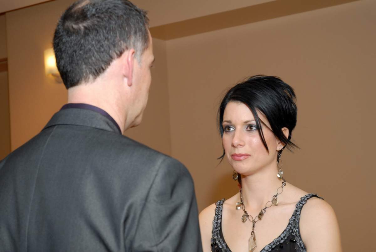 I loved everything about my Las Vegas wedding: I wore black, ate tacos and guacamole at my wedding dinner – and kept my surname.