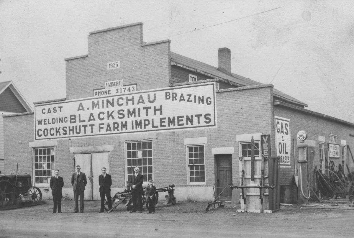 The A. Minchau Blacksmith Shop circa 1938.