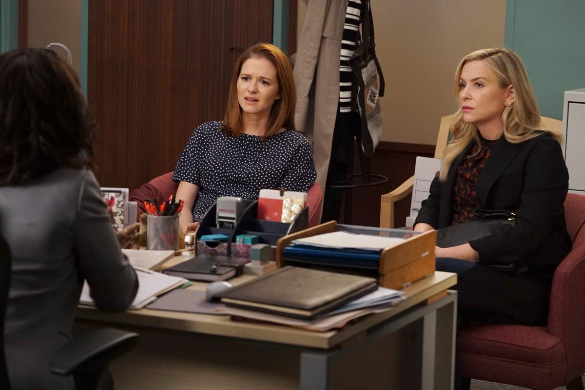 Sarah Drew and Jessica Capshaw on'Grey's Anatomy.'.