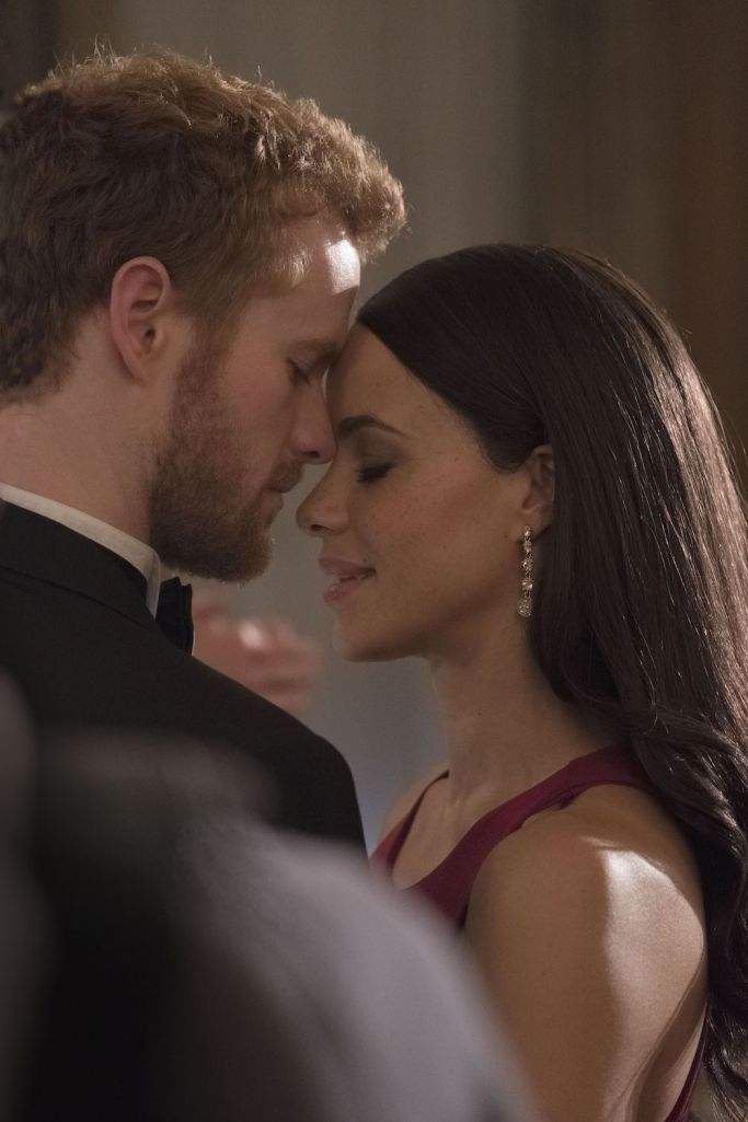 Murray Fraser as Prince Harry and Parisa Fitz-Henley as Meghan Markle.