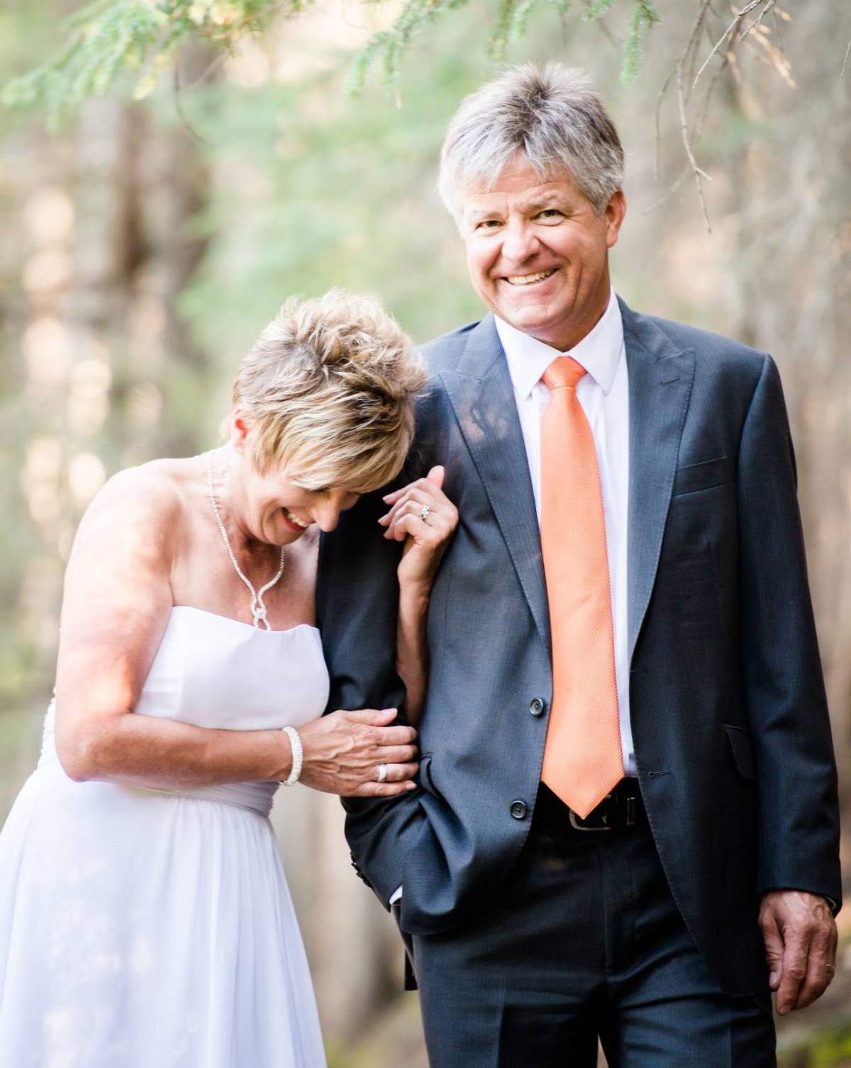 Calgary family mourns death of sister; husband remains in coma after Arizona collision - image