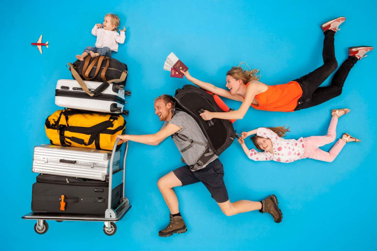 According to an Expedia poll, 95 per cent of Canadians felt happier on a family vacation.