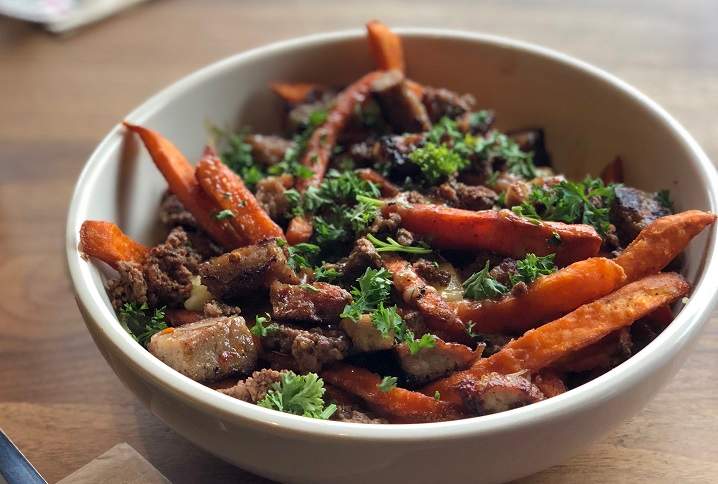 Browns Socialhouse’s featured dish for Poutine Week 2018.