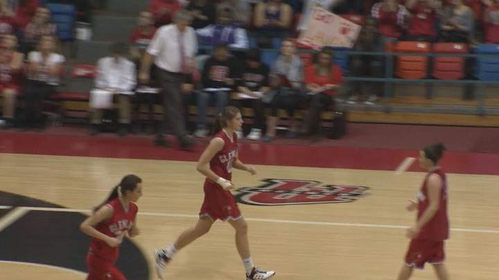 Winnipeg's Emily Potter after making a basket for the Glenlawn Lions.