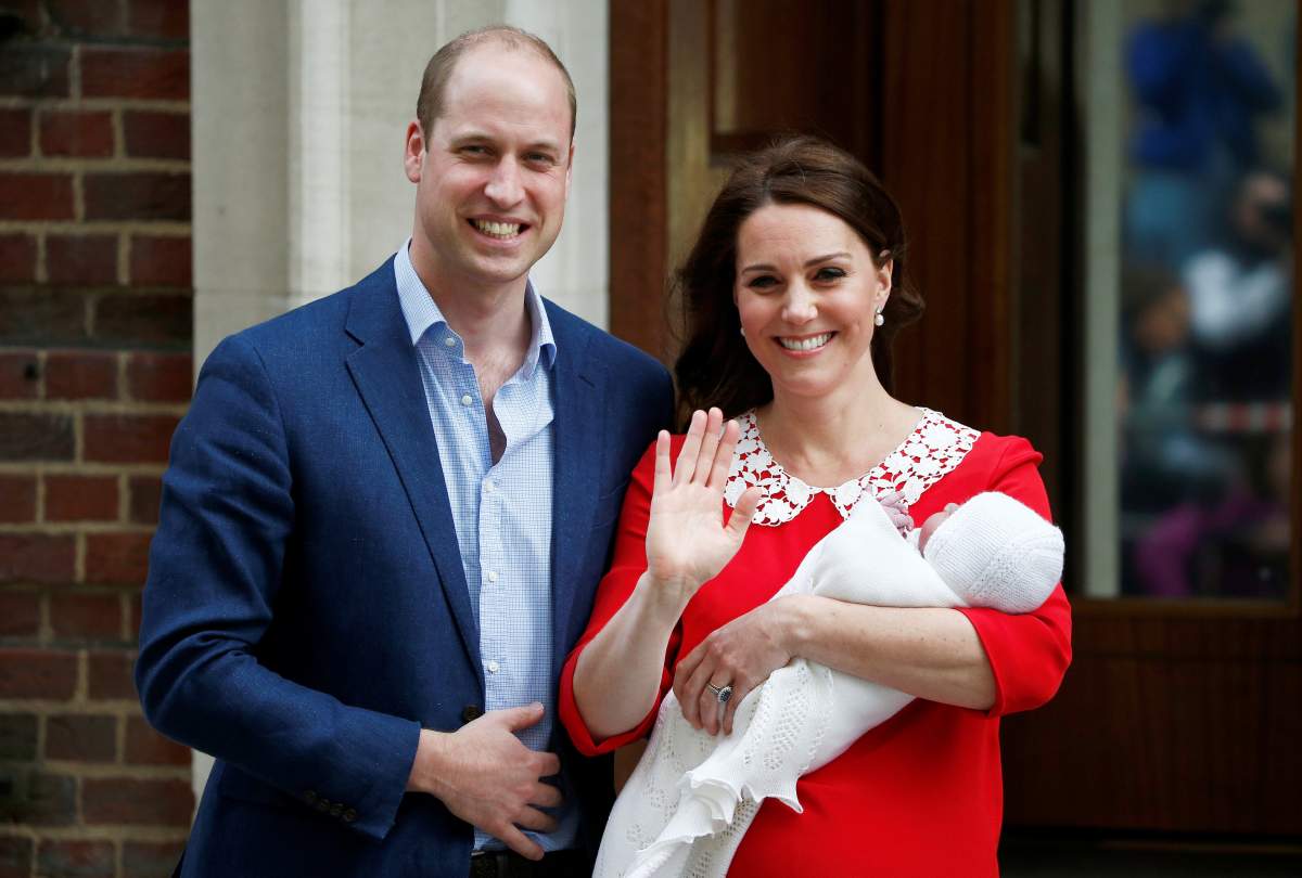 Britain’s Catherine, the Duchess of Cambridge and Prince William leave the Lindo Wing of St Mary’s Hospital with their new baby boy in London, April 23, 2018.