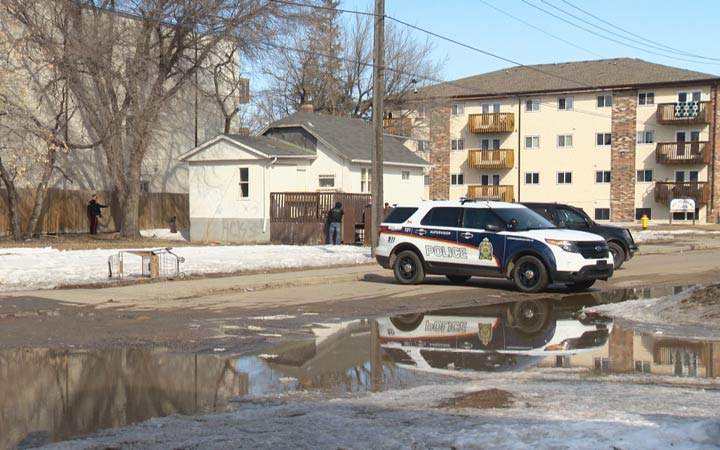 There was a large police presence at a standoff in Saskatoon’s Pleasant Hill neighbourhood on Wednesday.