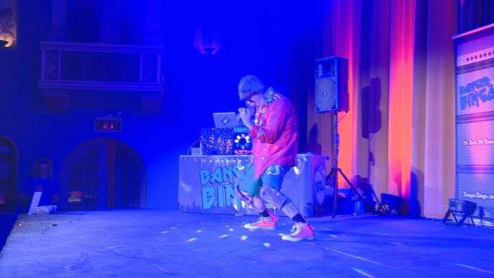 The Saskatchewan Air Guitar Championships took place on Saturday at the Roxy Theatre. 