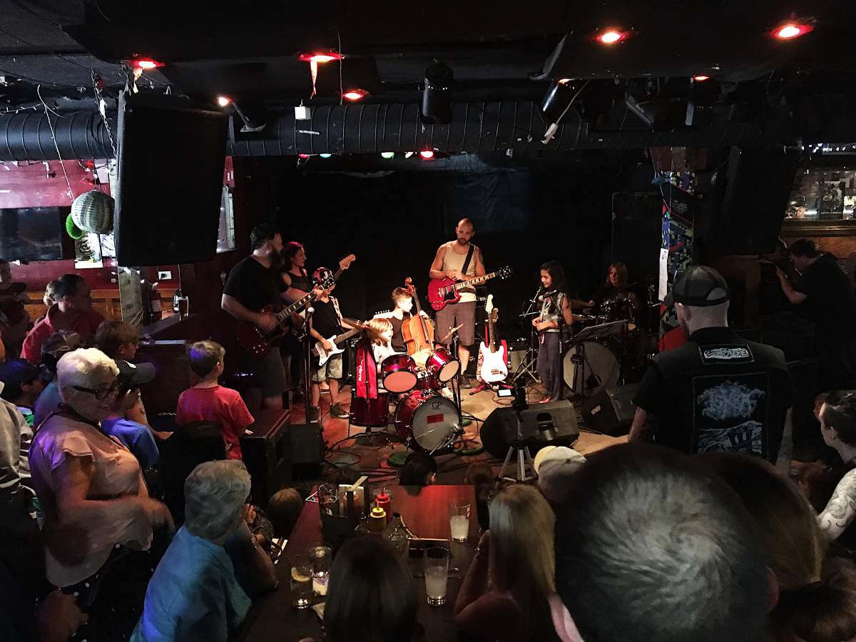 Lightning Ant performs at Broken City