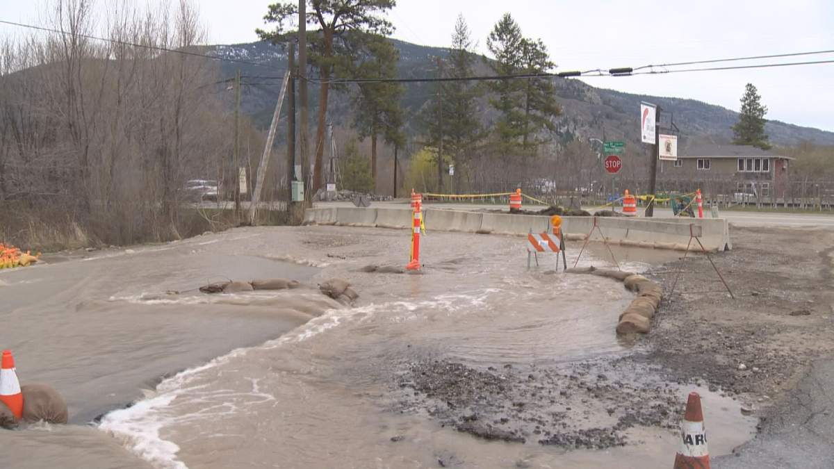 Hundreds of Okanagan residents no longer on evacuation alert - image
