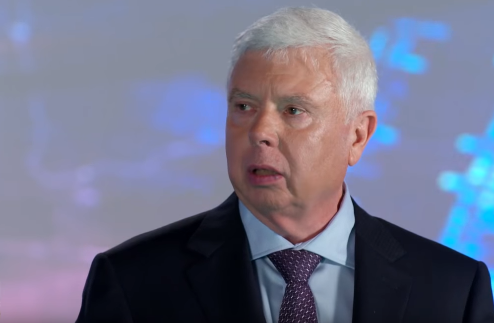 Canadian aviation expert Larry Vance appears on 60 Minutes Australia.