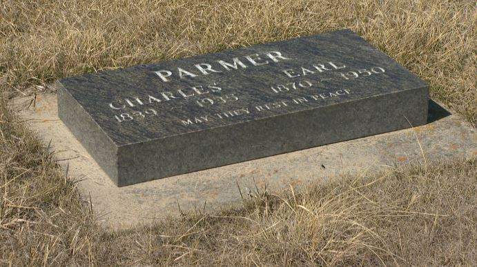 Charles Parmer’s grave in Dundurn.