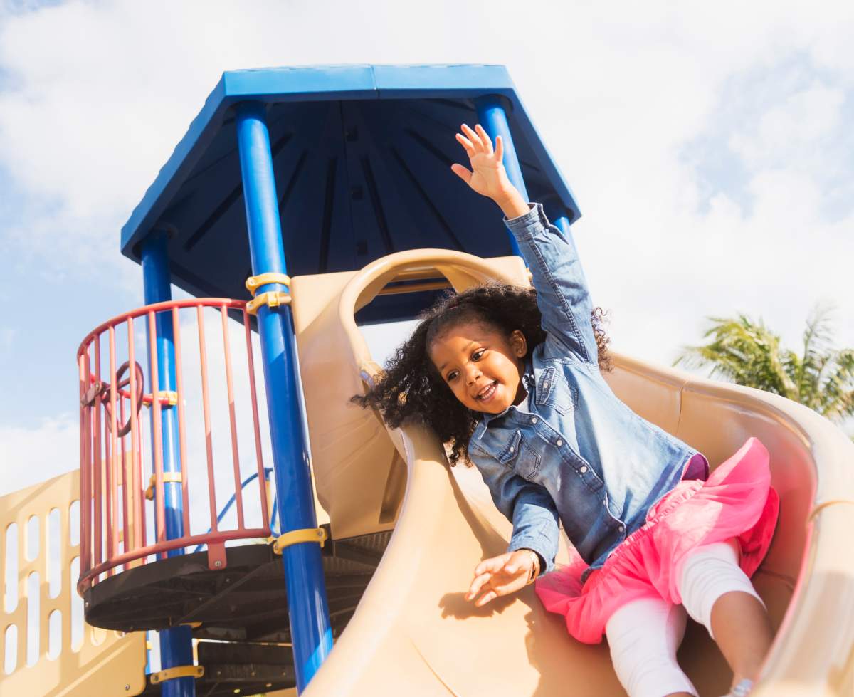Taxoplasma gondii can be found on playgrounds, and it can cause flu-like symptoms, a Canadian microbiologist says.
