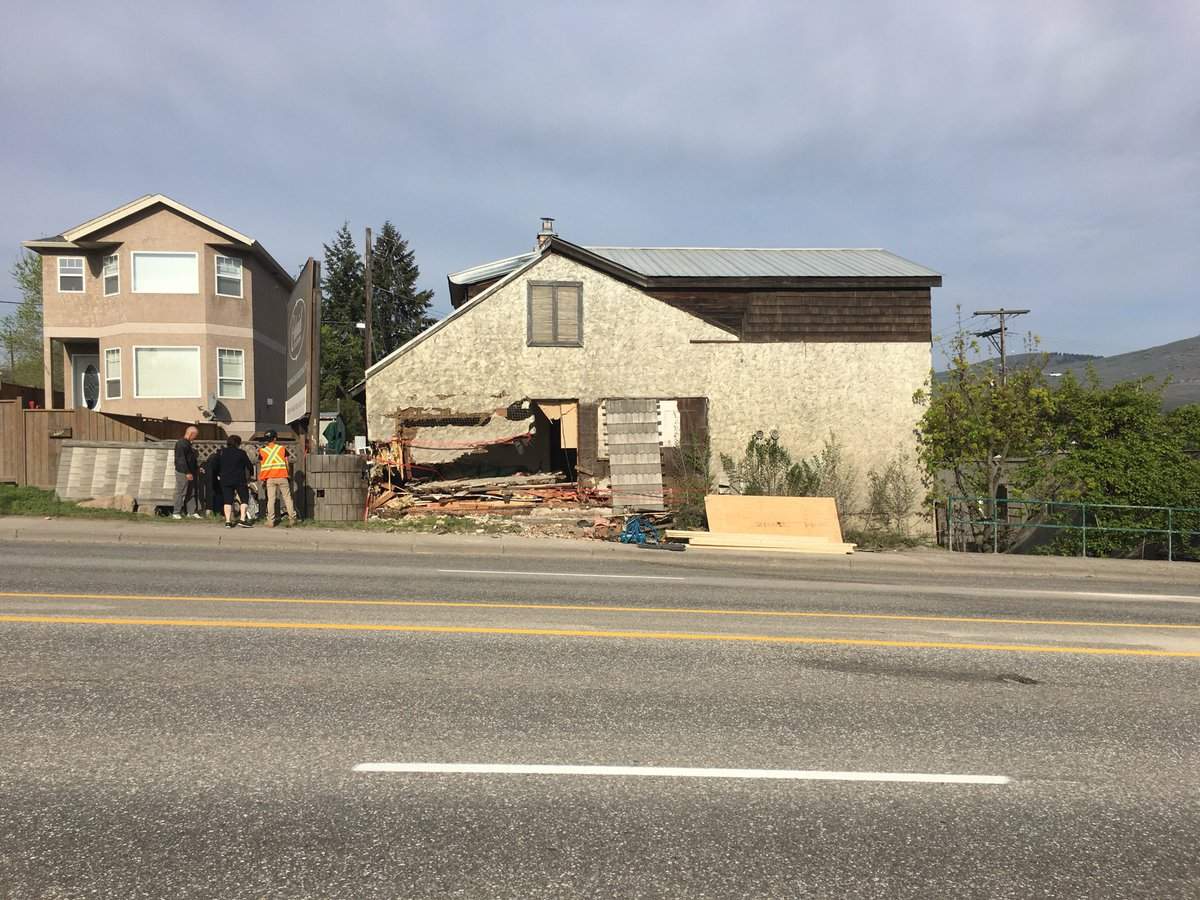 Vehicle hits house in Vernon, B.C. - image