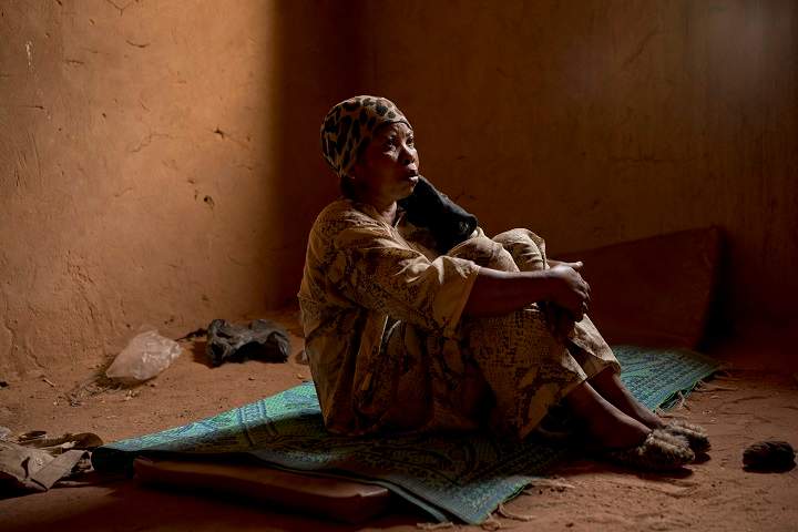 Janet Kamara, from Liberia, was expelled from Algeria and left stranded in the Sahara while pregnant. Her baby did not make it.Al