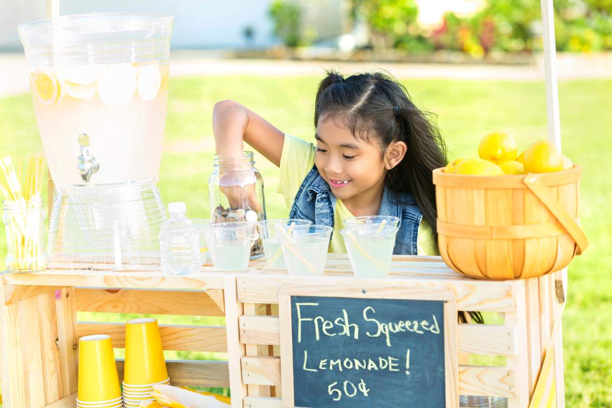 From lemonade stands to RESPs: Teaching your children financial literacy - image