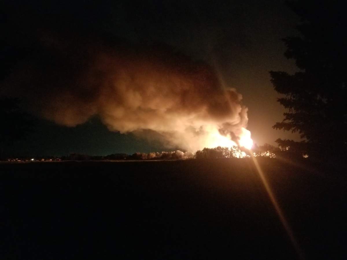 A large fire in Stony Plain, Alta. on Thursday, June 21, 2018.