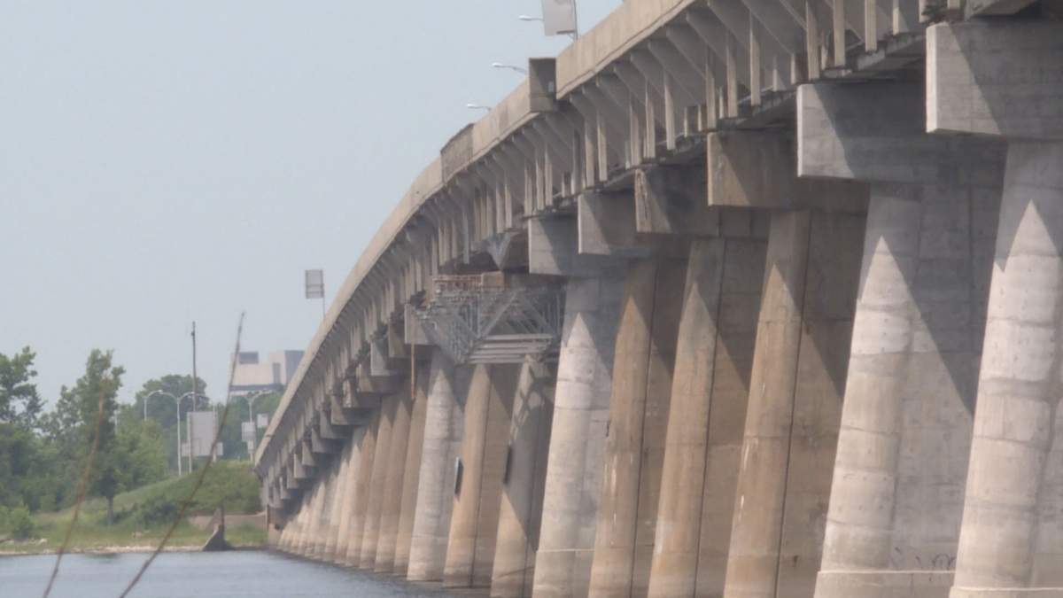 There will be traffic lanes closed as work gets underway on the Île-aux-Tourtes Bridge.