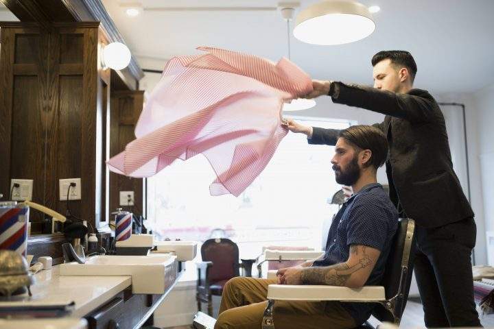 Regina barber offers online hair cutting tutorials for clients amid COVID-19.