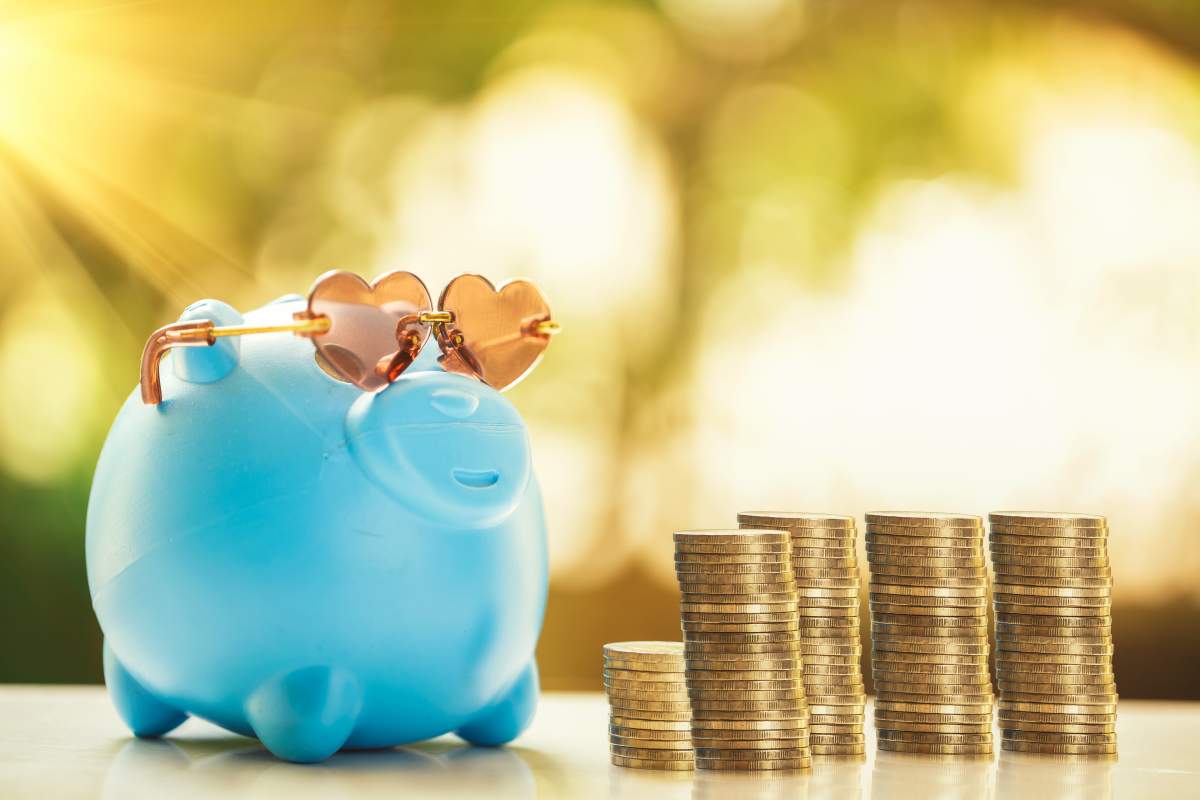 Some savings accounts could earn you more than a 5-year investment right now - image