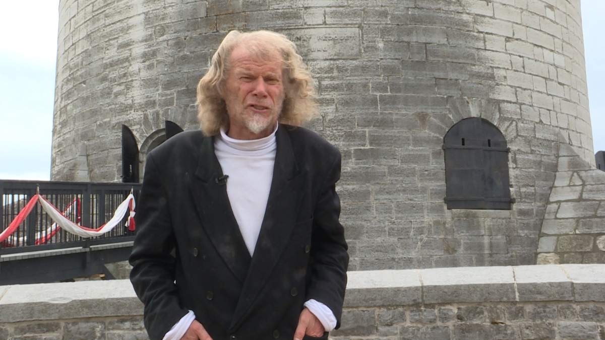 Eric Lee speaks to a Global News reporter while running for Mayor of Kingston.
