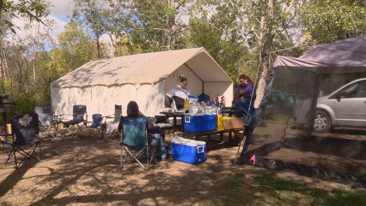New campers learn the ropes with Saskatchewan’s Camp-Easy campsites - image