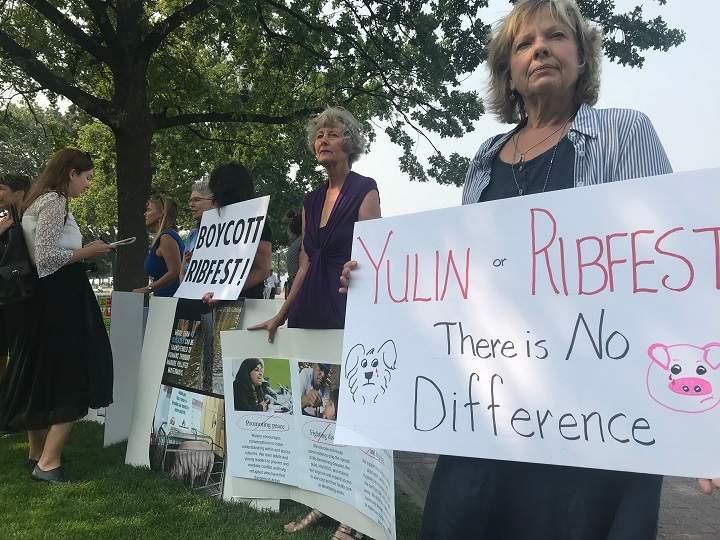 : A half-dozen or so animal-rights protestors showed up at a media launch on Wednesday afternoon for next weekend’s third annual Ribfest in Kelowna.