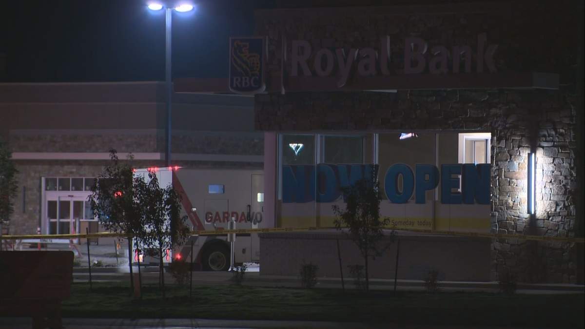 The police bomb squad was called to the Royal Bank near 28 Avenue SW and 141 Street SW, in the Chappelle Gardens neighbourhood in the Heritage Valley area of southwest Edmonton. Wednesday, September 19, 2018.