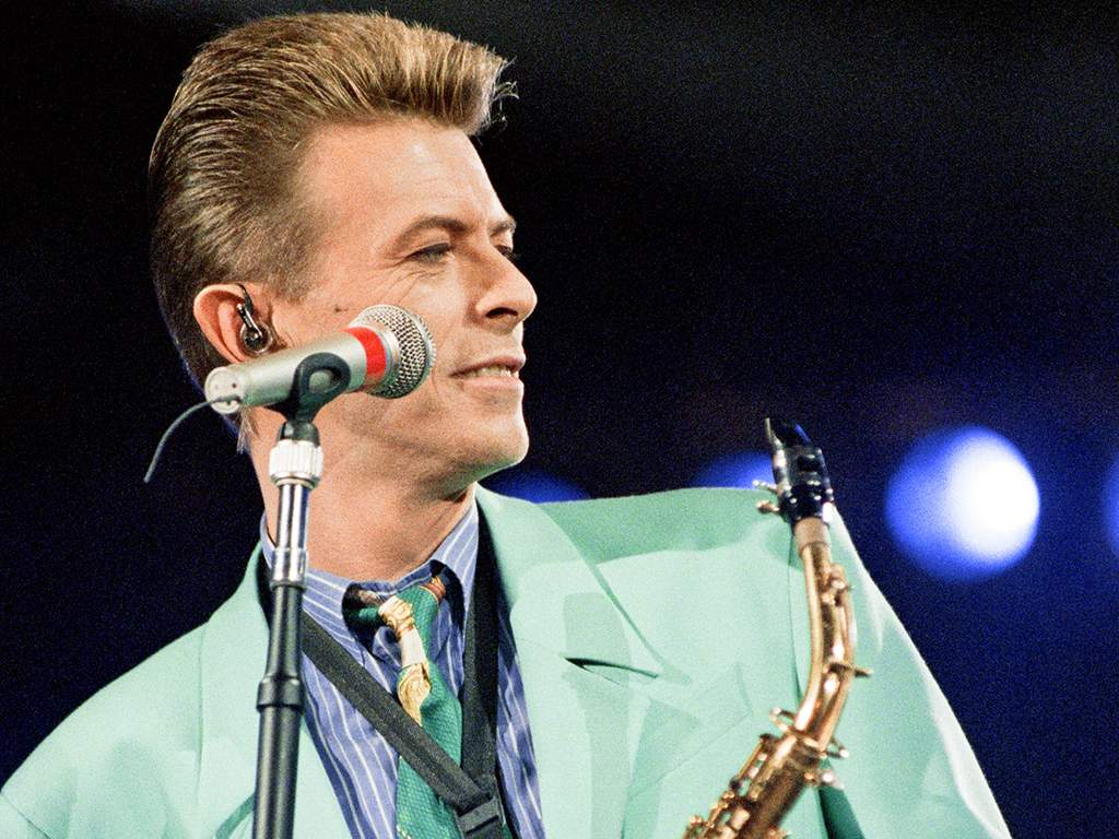 David Bowie performing at The Freddie Mercury Tribute Concert for As Awareness, at Wembley Stadium, Picture taken Easter Monday, April 20, 1992.