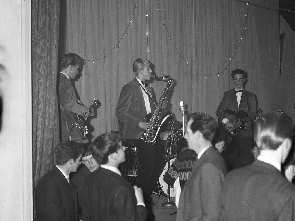 David Jones (later David Bowie, saxophone) performs on stage with the Konrads, Biggin Hill, United Kingdom, 1963.