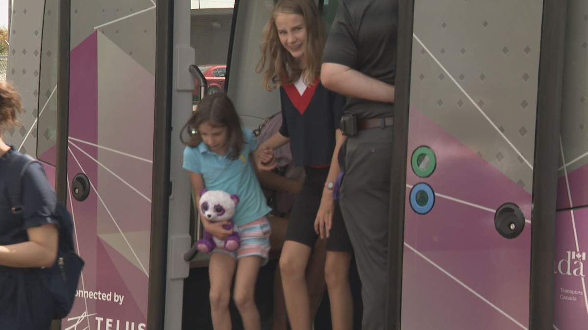 A new self-driving shuttle bus connects the Calgary Zoo and Telus Spark.