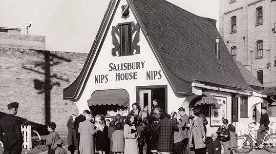 The original downtown Sals in 1931.
