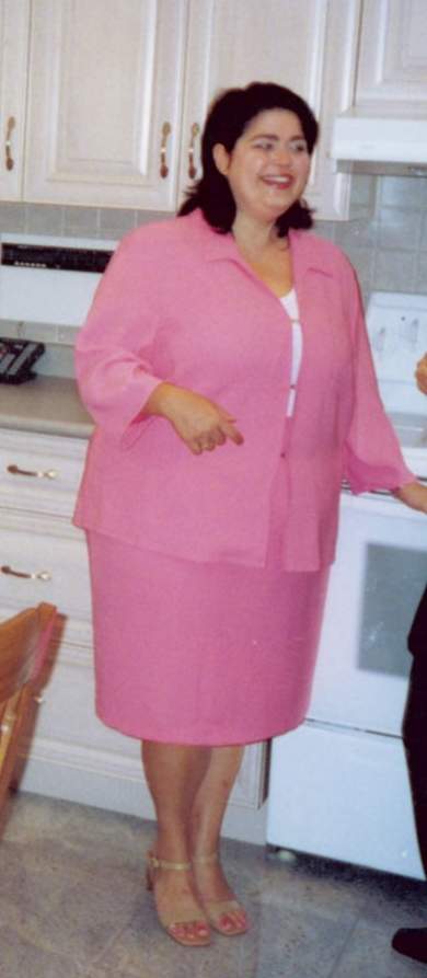 Sandra Elia in her twenties, before her weight loss.