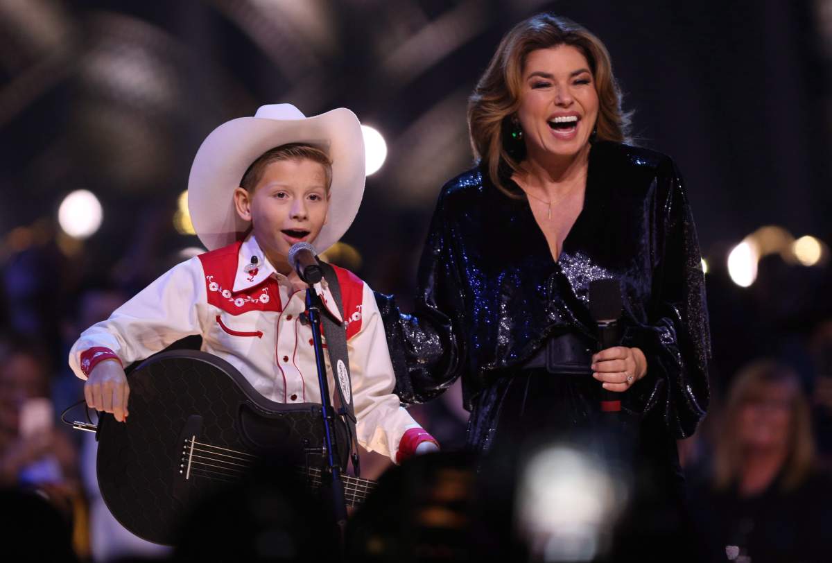 Host Shania Twain and Mason Ramsey together at the Canadian Country Music Awards in Hamilton, Ont. on Sunday.